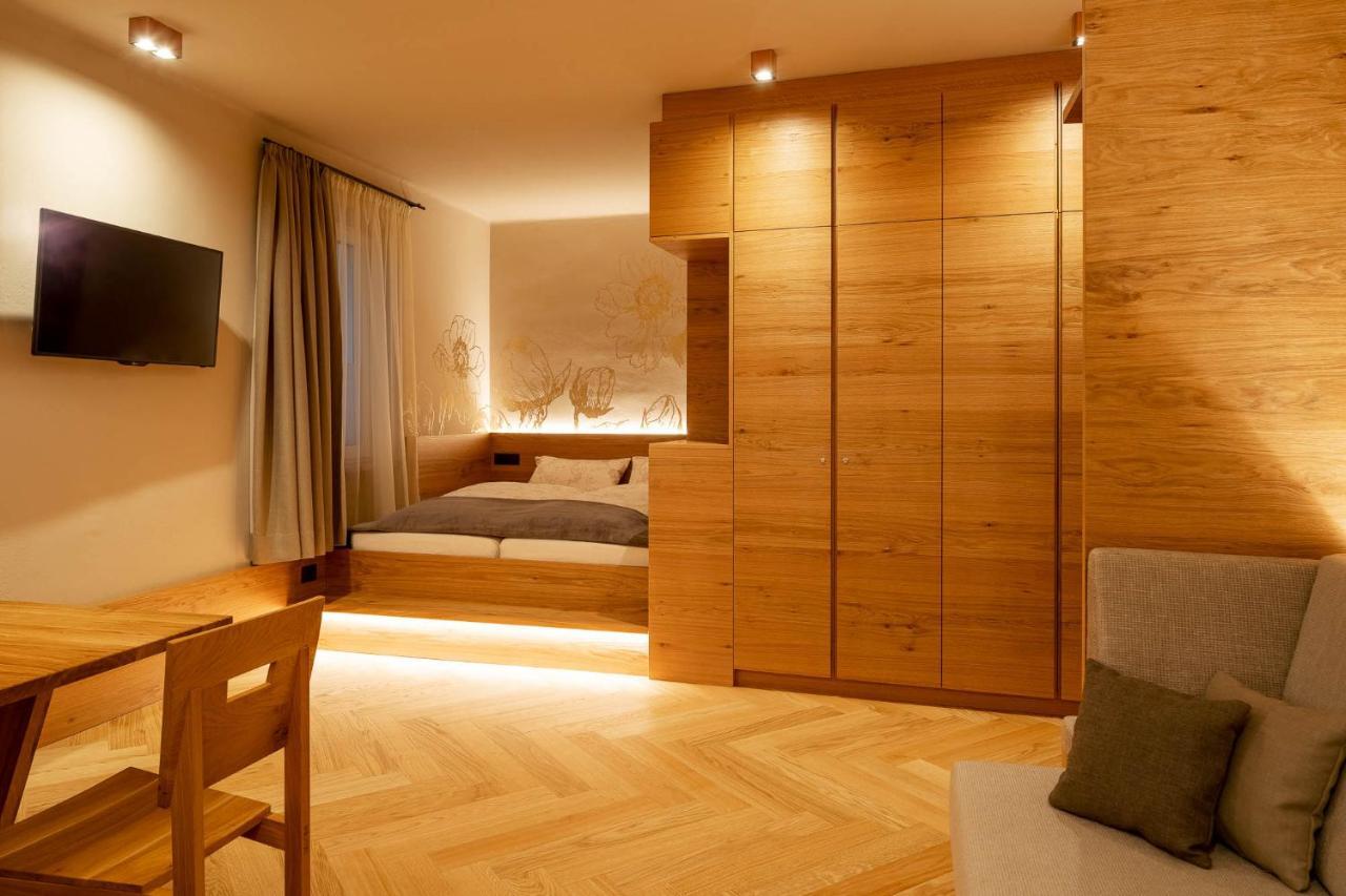 Ladurner Suites Merano Exterior photo